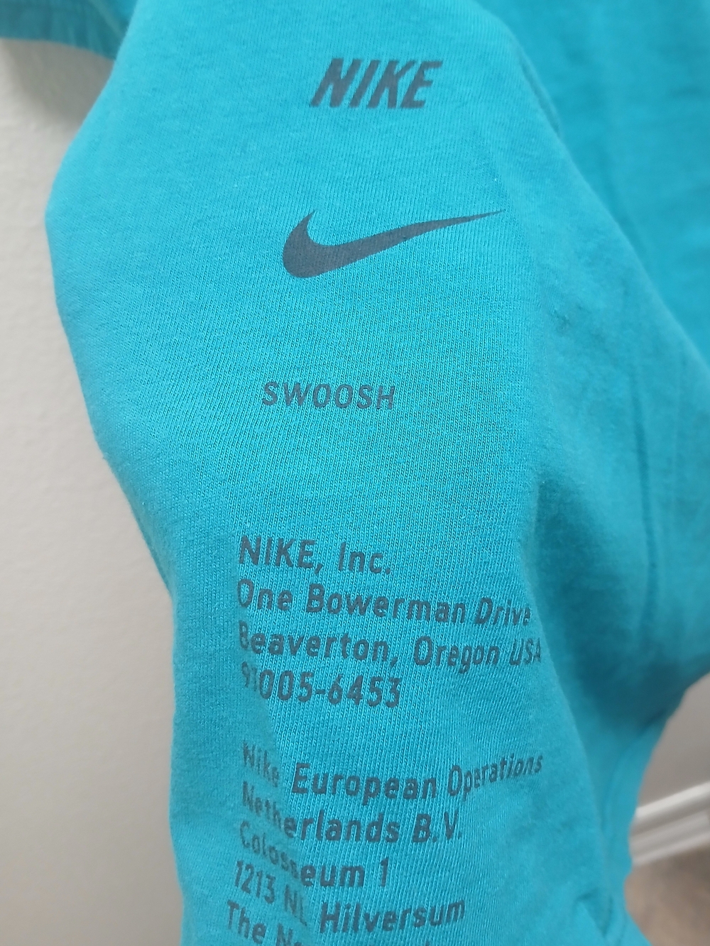 Nike Men’s Teal Graphic Swoosh Crewneck Sweatshirt